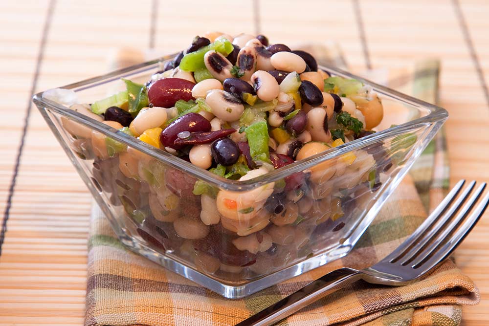 A salad made out beans and greens